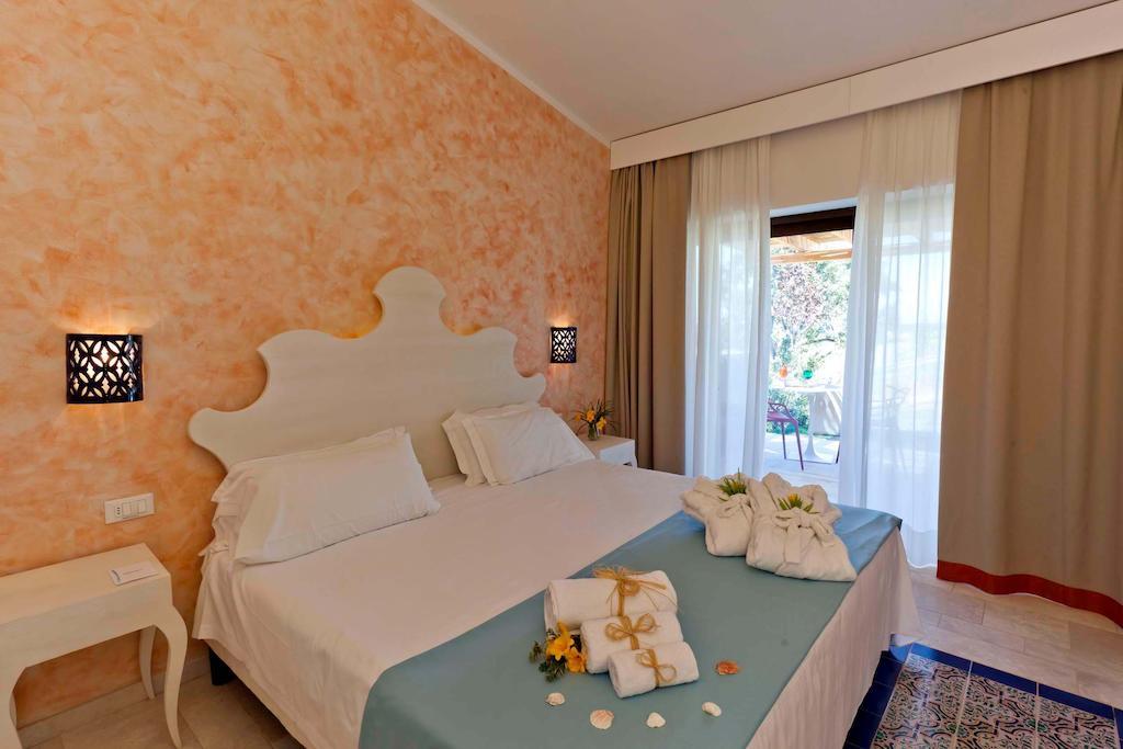 Paradise Resort And Spa San Teodoro  Extérieur photo